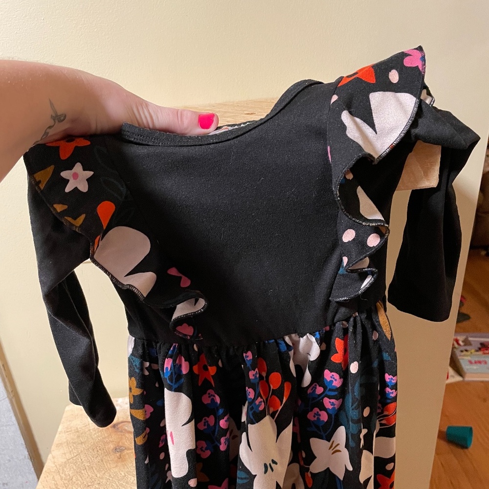 Dotdot smile ruffle dress 2t